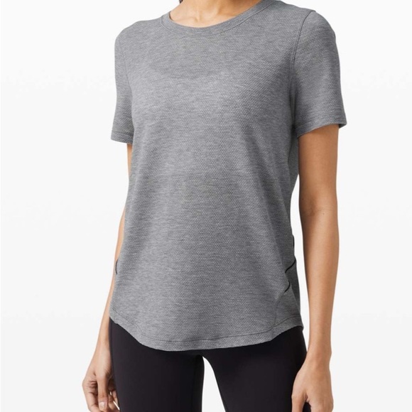 Lululemon Long Distance Short Sleeve Women Size 6 - Picture 2 of 4